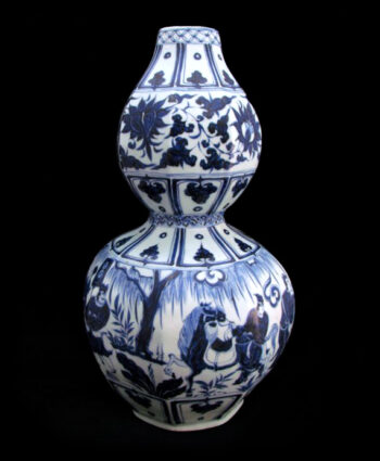 Blue Character Story Patterns Plus Bottle Gourd